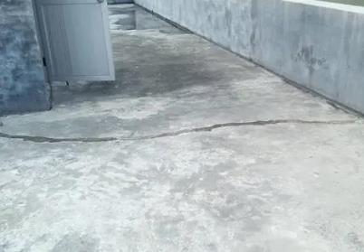 和政楼顶漏水维修公司分享下如何解决卫生间隐蔽部位漏水的问题?