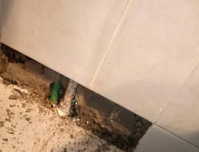 和政楼顶漏水维修公司分享下修复水管漏水的几种小方法